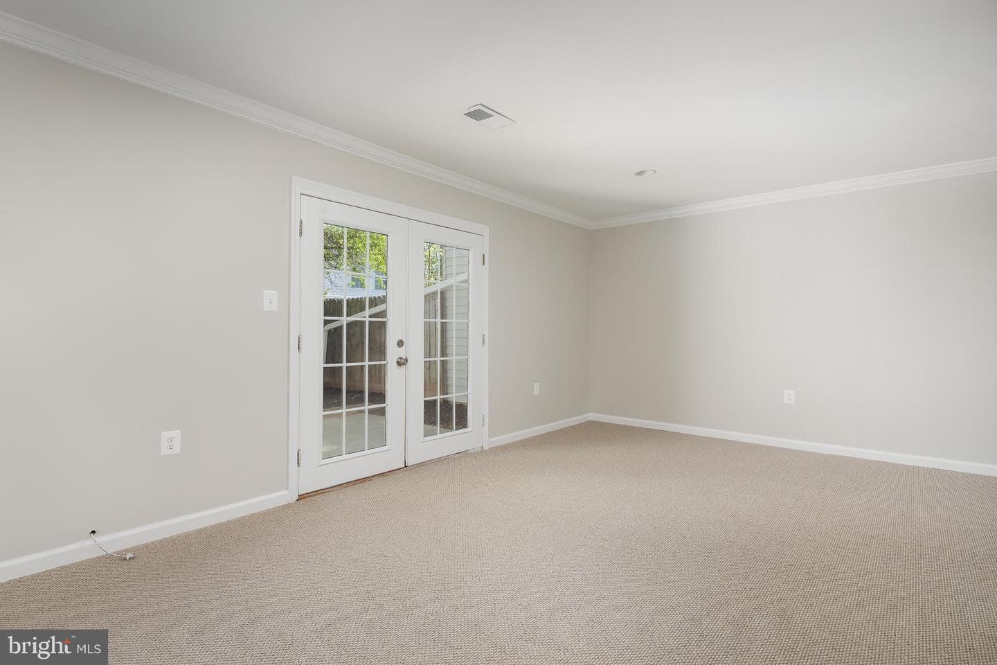 8133 Community Drive photo 14