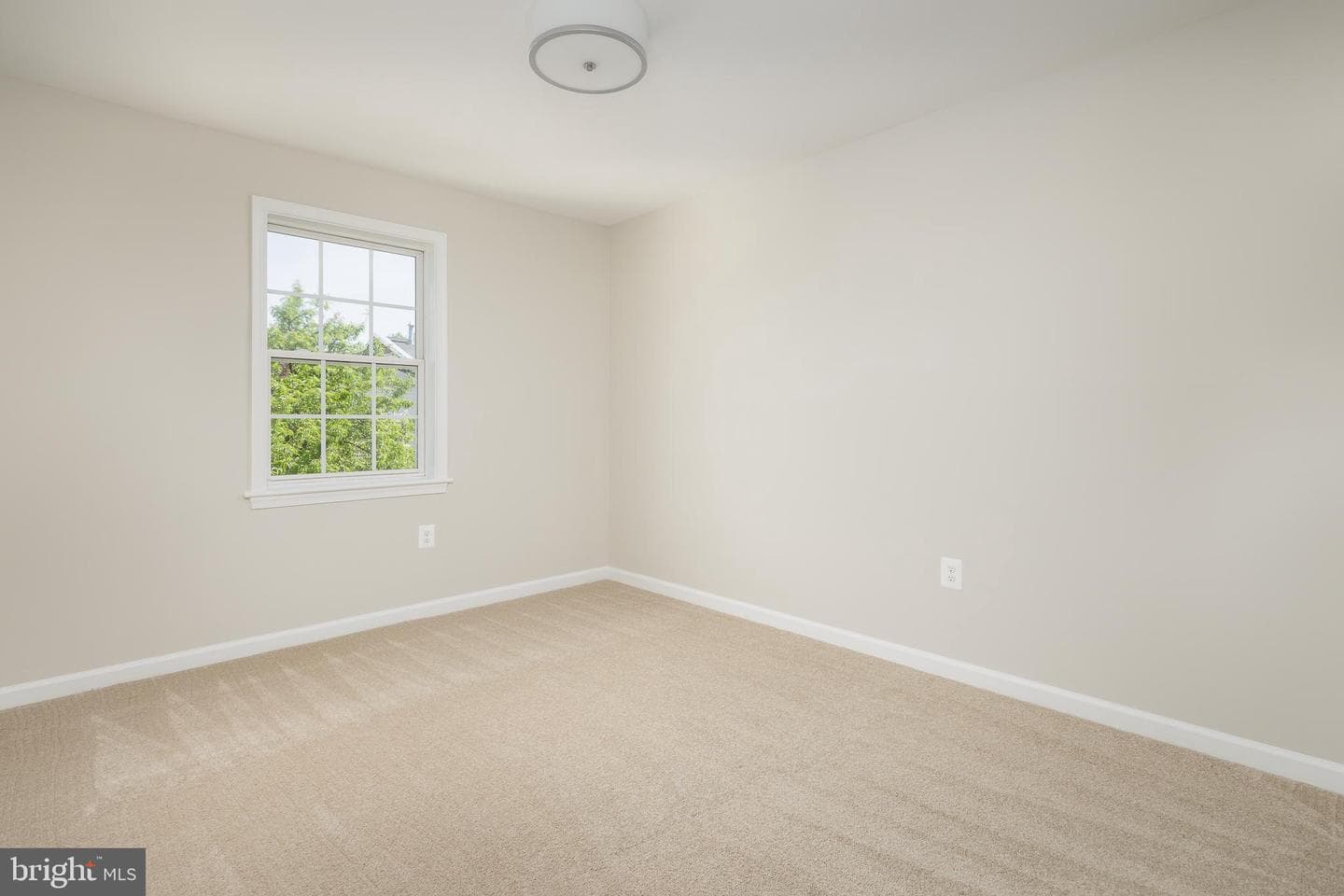 8133 Community Drive photo 23