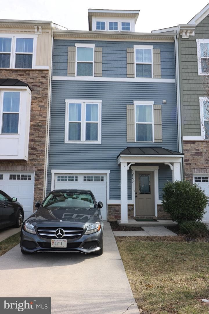 10765 Hinton Way photo 1