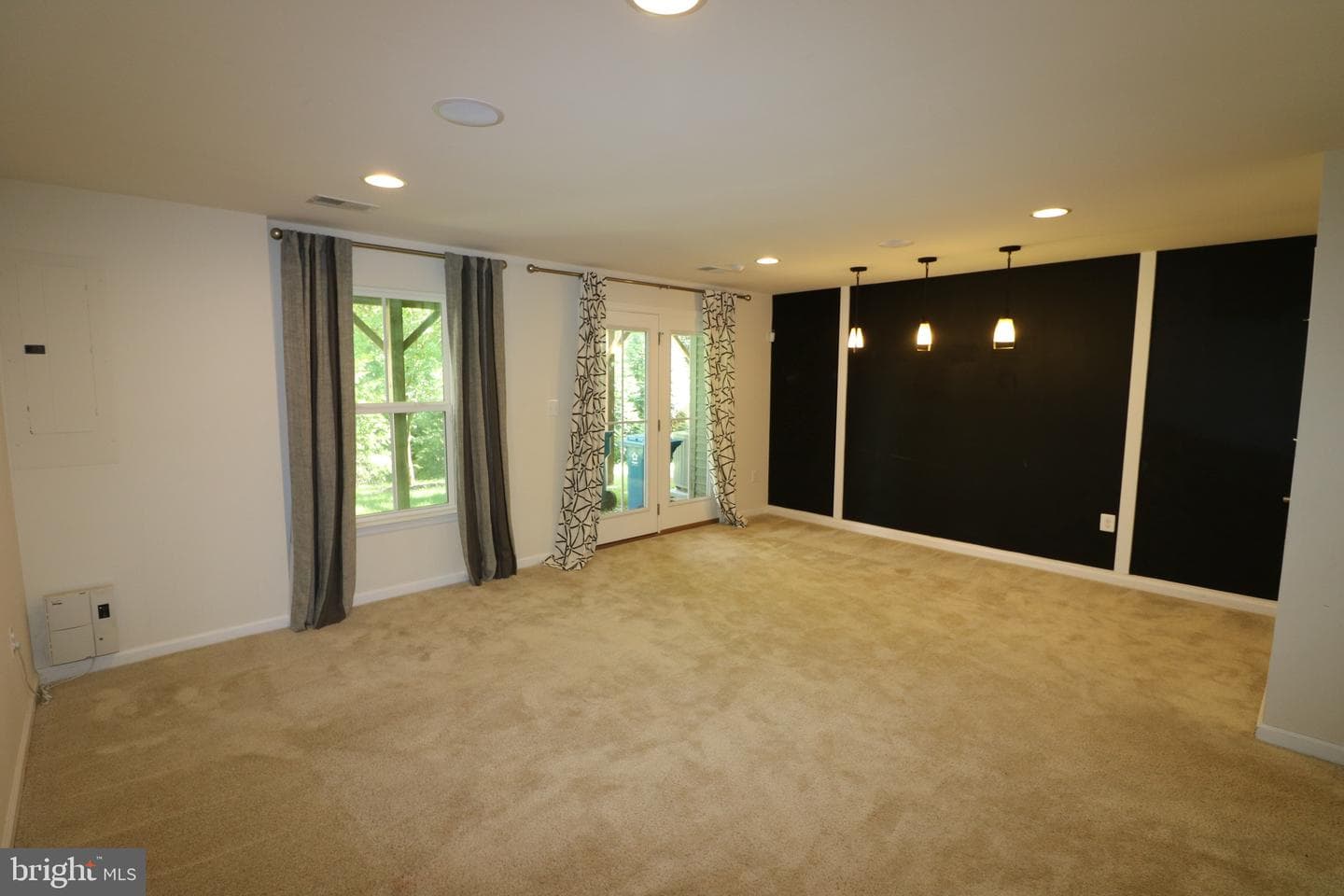 10765 Hinton Way photo 8