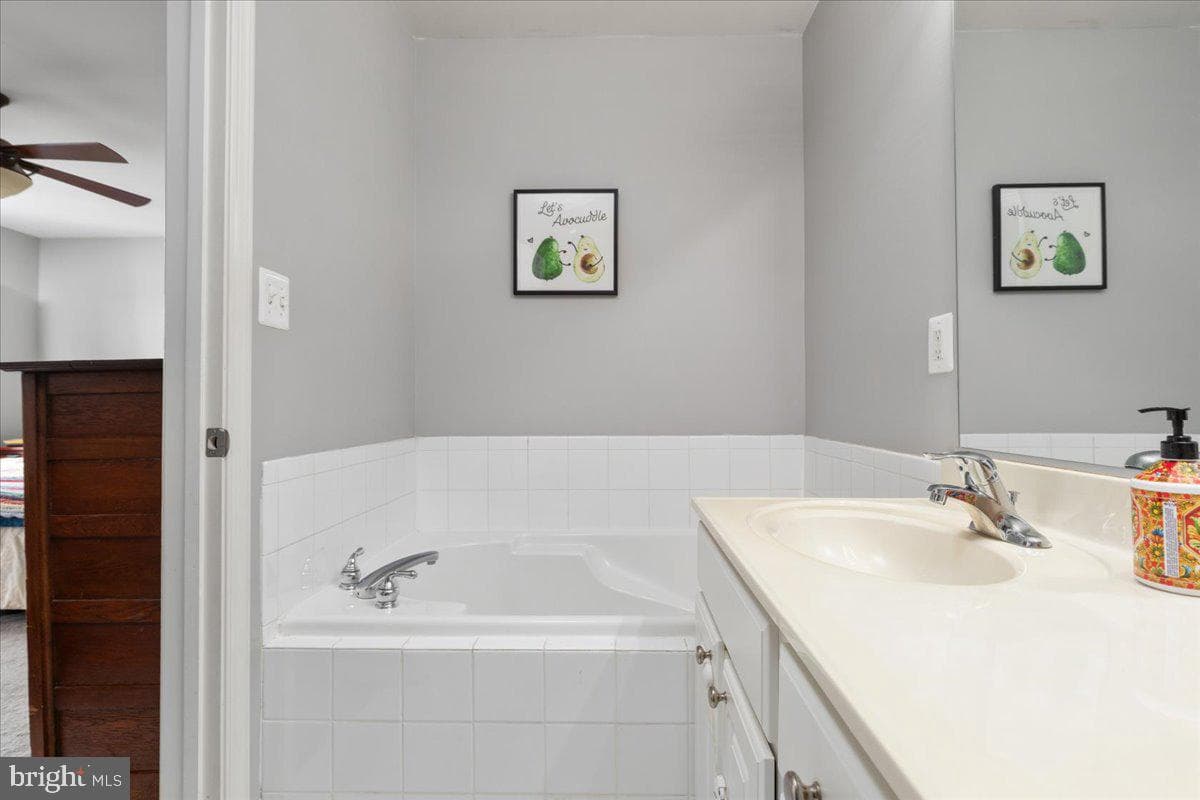 8709 Chorley Way photo 21
