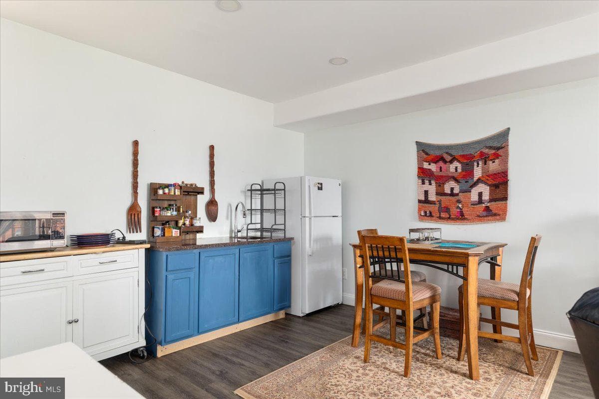 8709 Chorley Way photo 29