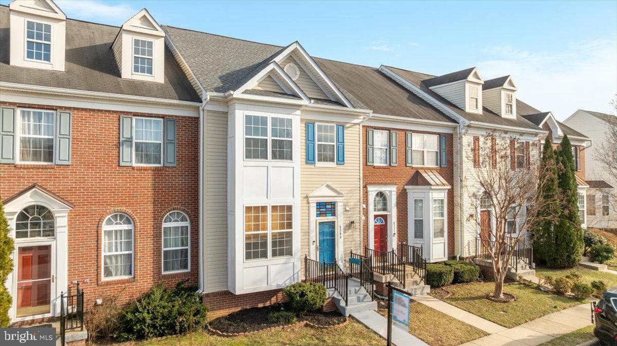 8709 Chorley Way photo 4