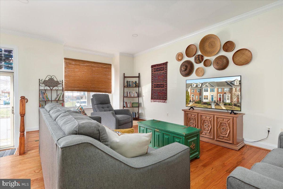 8709 Chorley Way photo 8