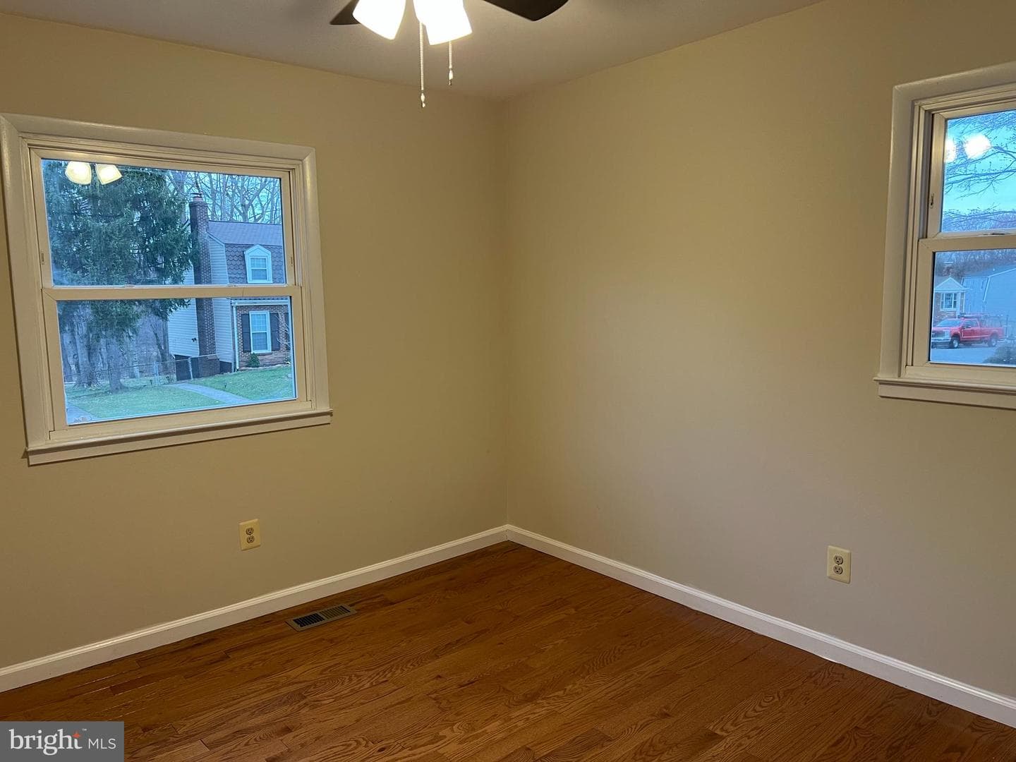 13322 Nassau Drive photo 9
