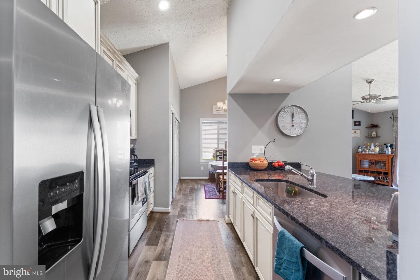 9833 Nimitz Court photo 13
