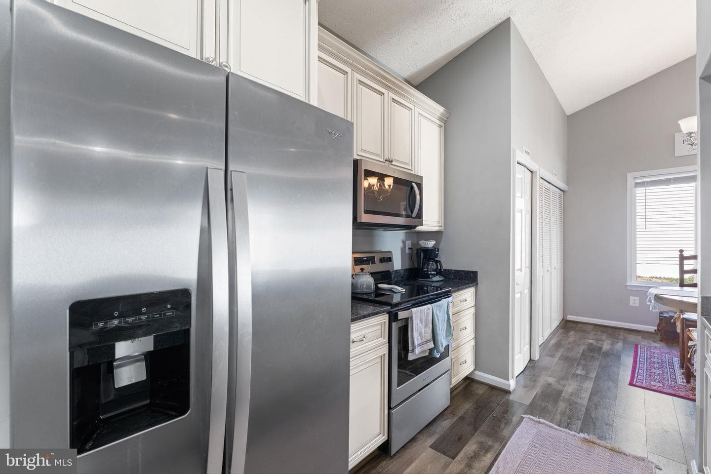 9833 Nimitz Court photo 14