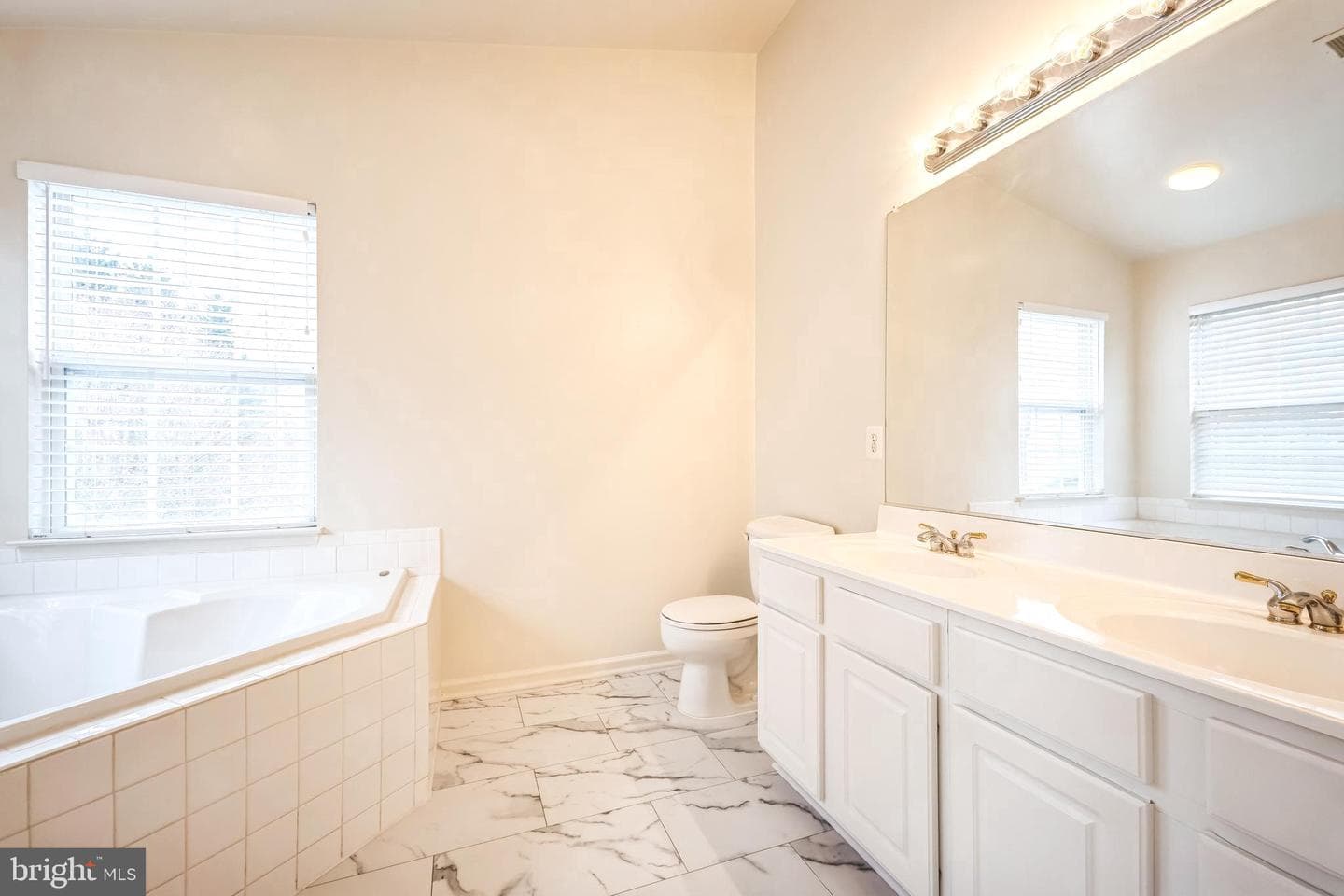 5553 Hobsons Choice Loop photo 20
