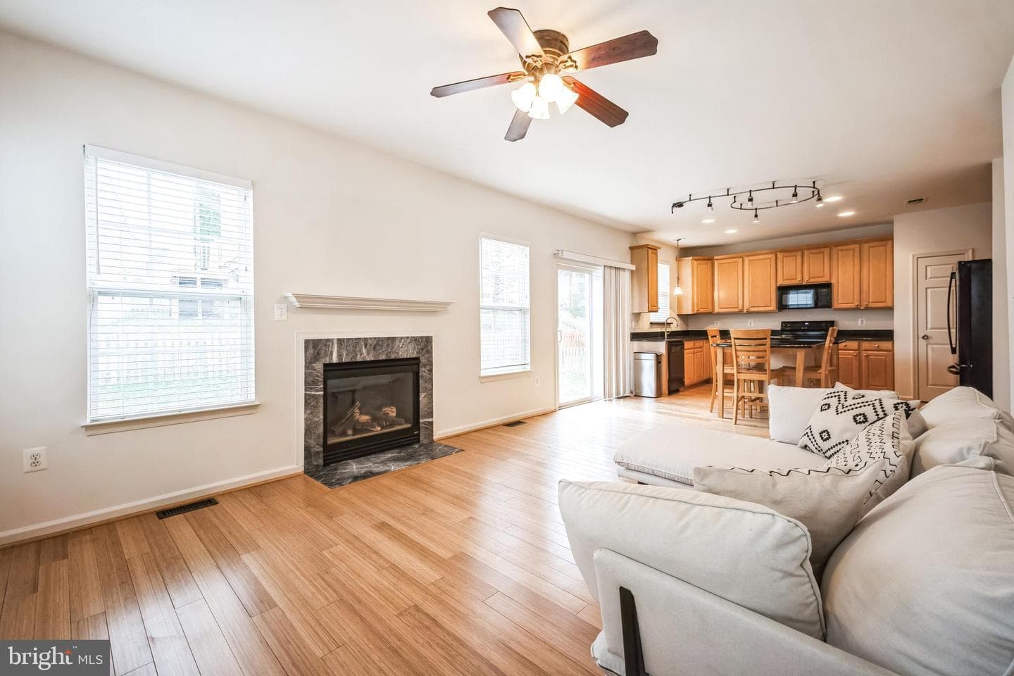 5553 Hobsons Choice Loop photo 6