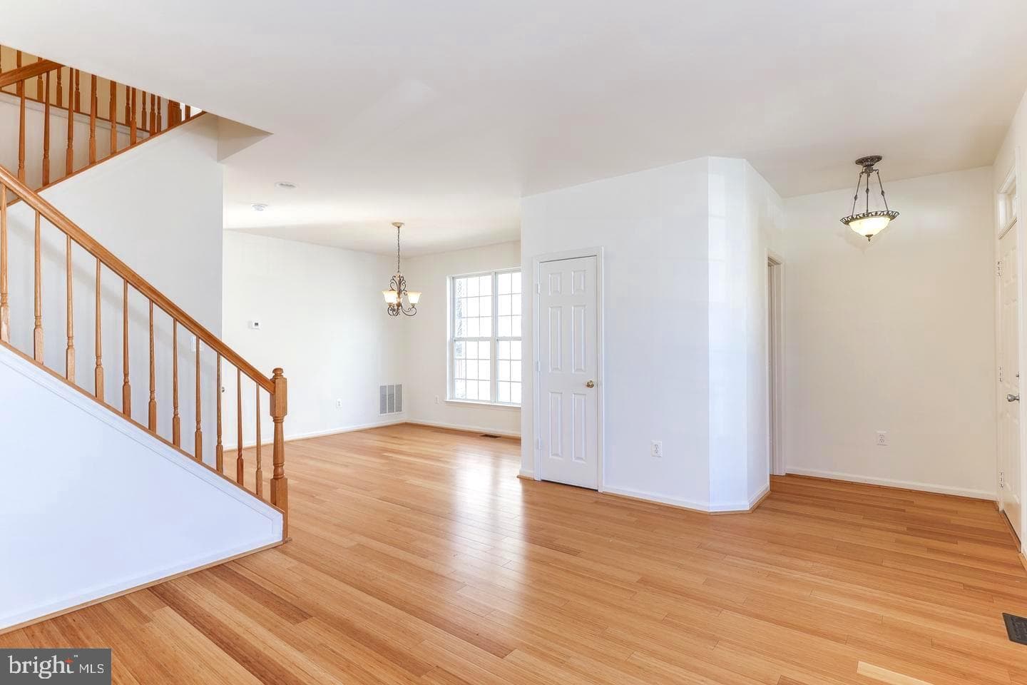 5553 Hobsons Choice Loop photo 9