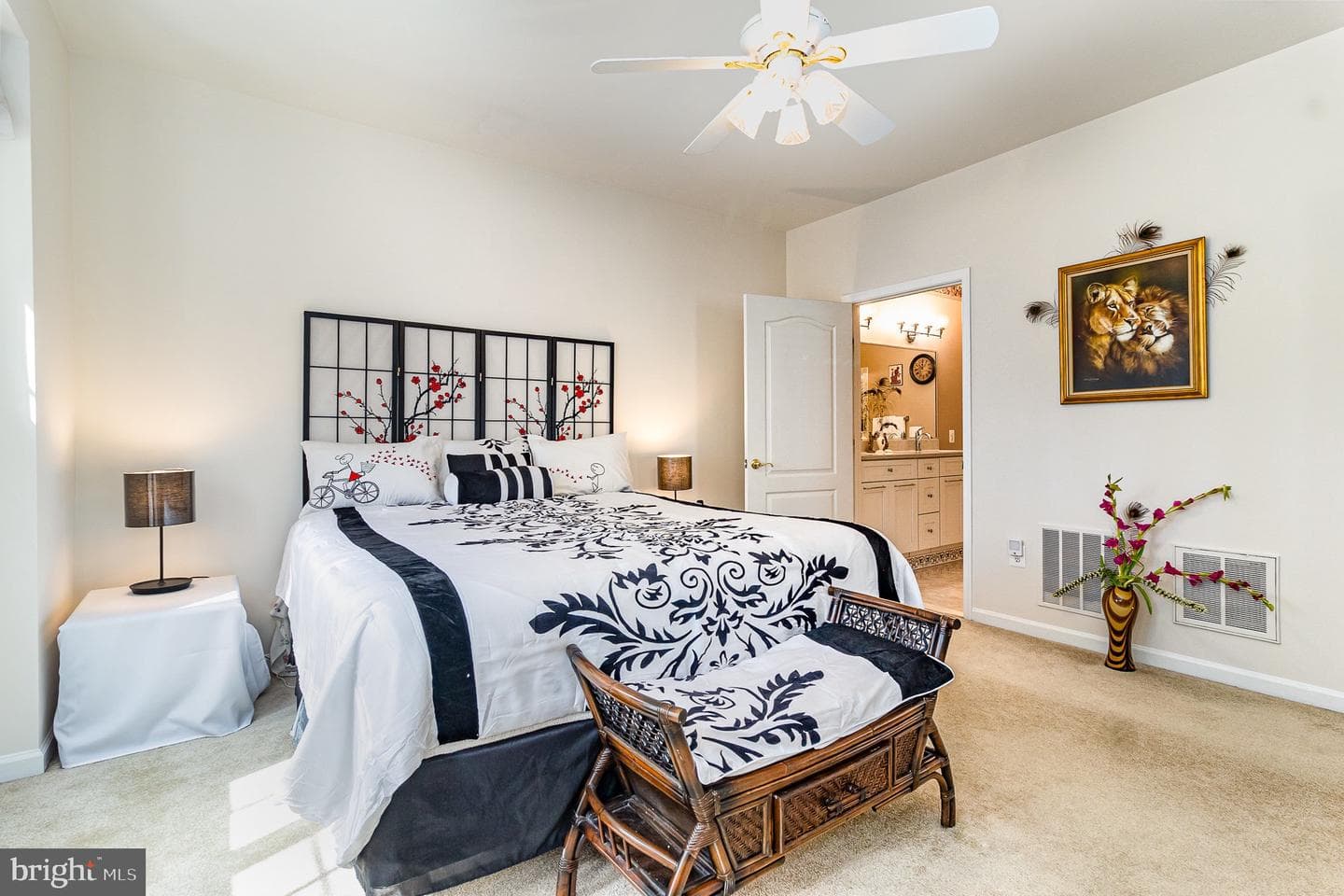 1951 Mobilia Court photo 16