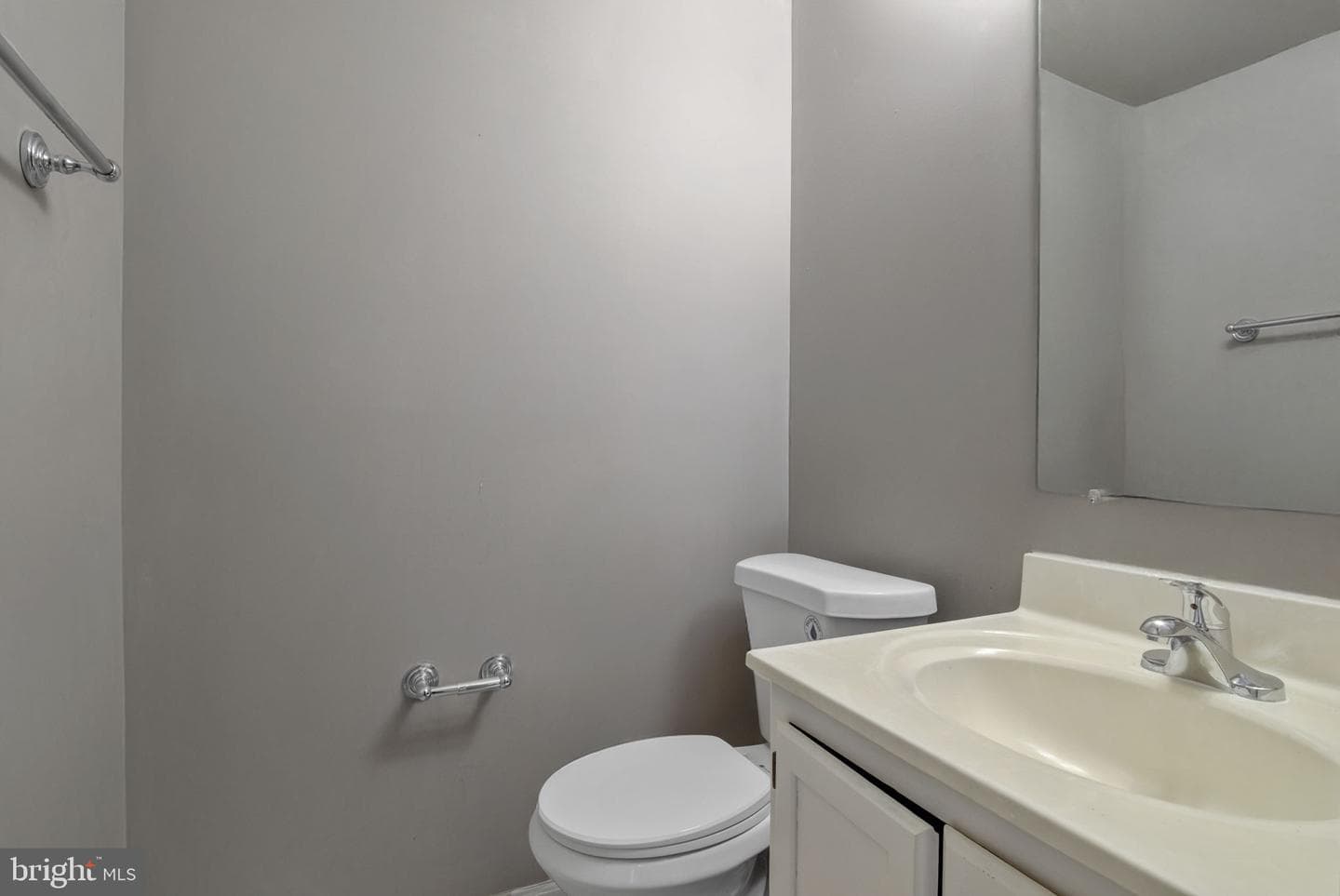 3390 Ladino Court photo 32