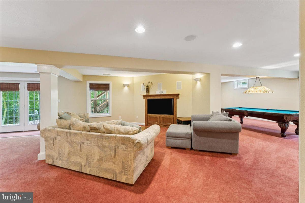 7625 Holbrook Court photo 40