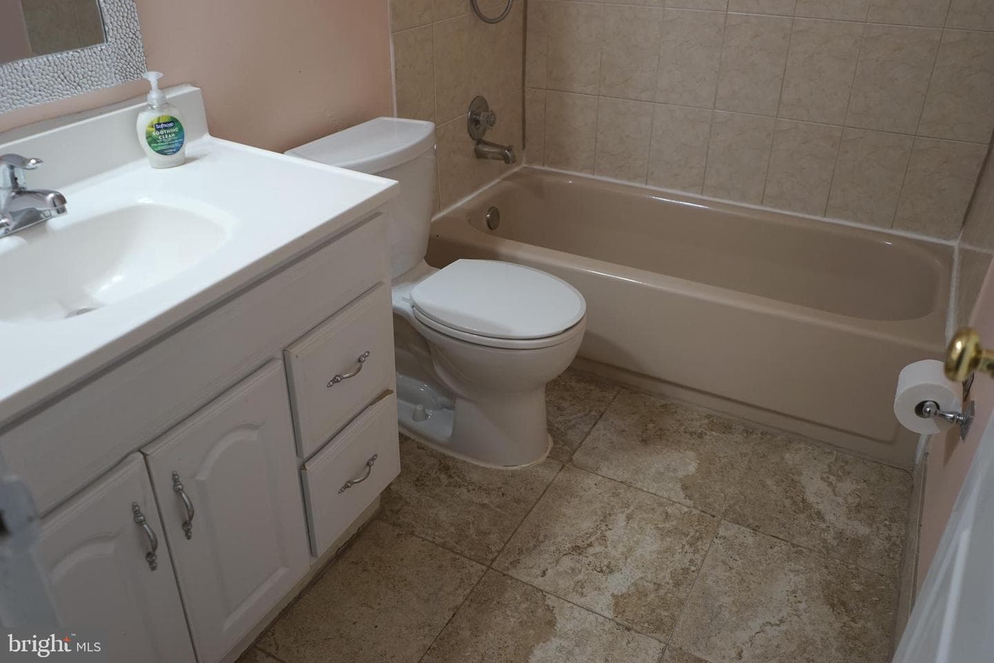 2853 Banks Court photo 26