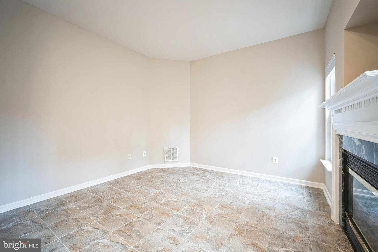 12513 Heykens Lane photo 12