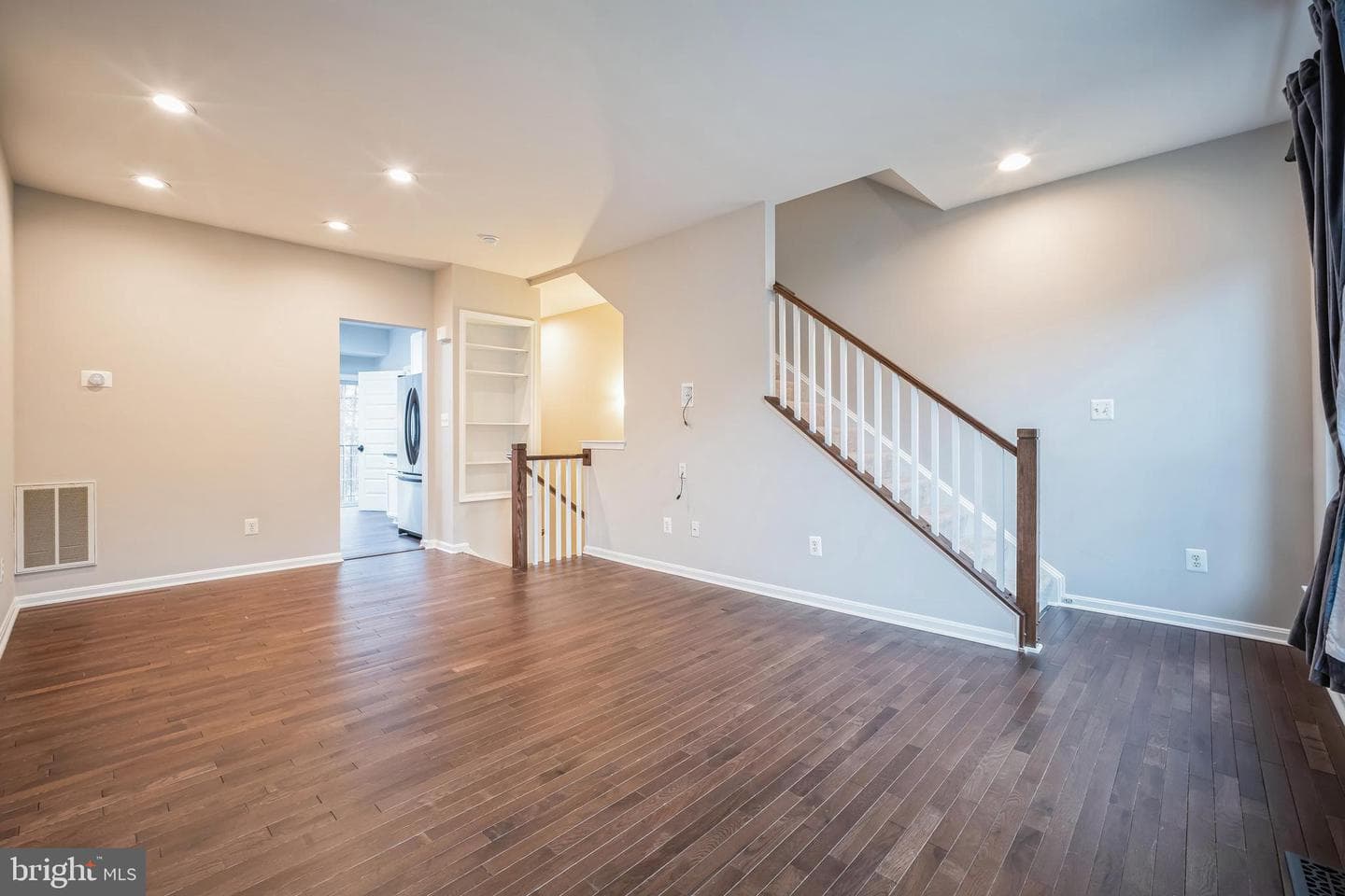 12513 Heykens Lane photo 8