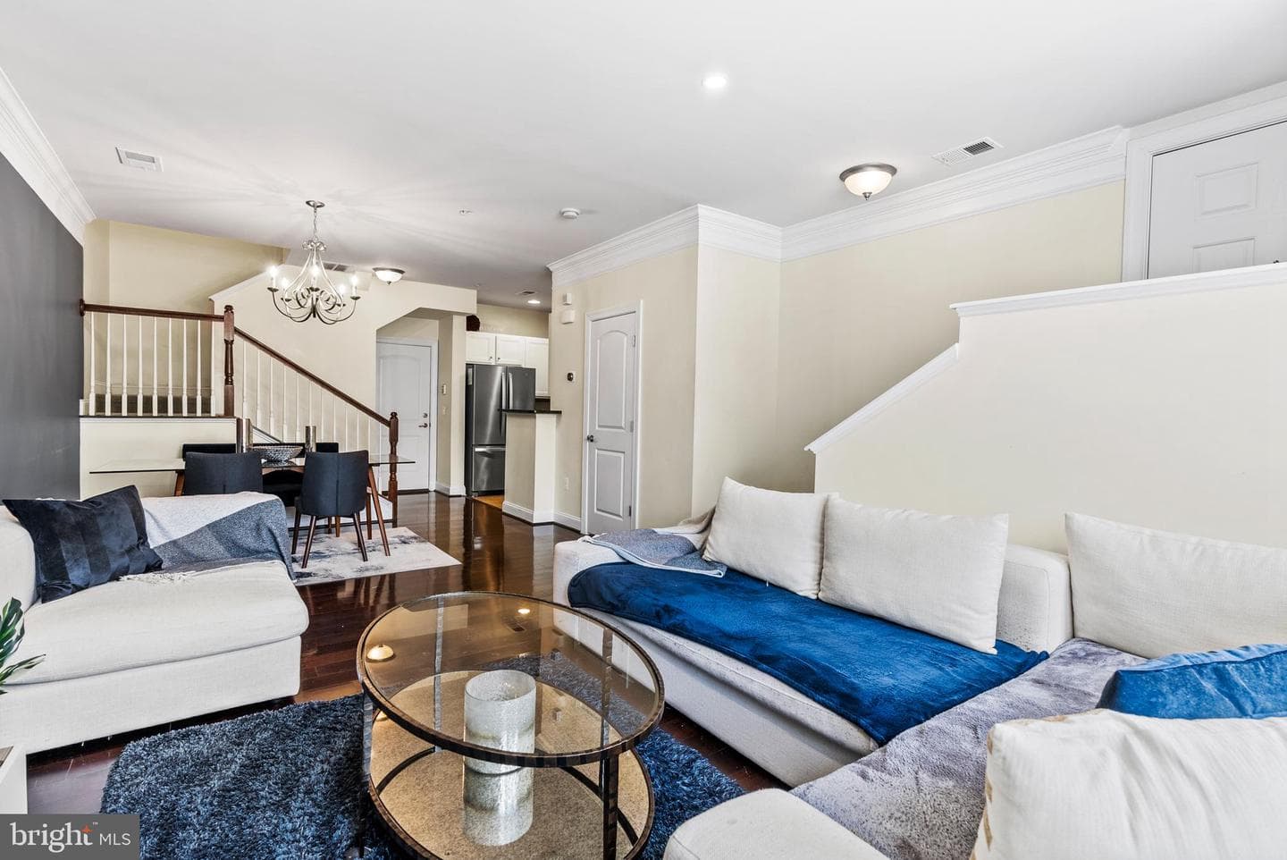 2250 Merseyside Drive photo 3