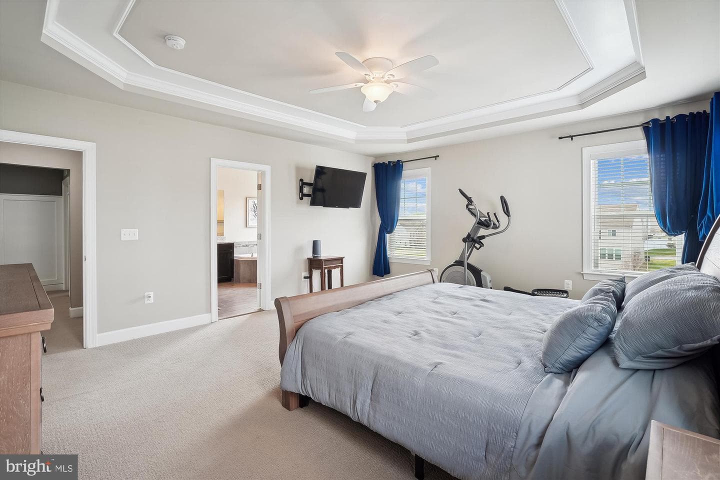 15109 Addison Lane photo 17