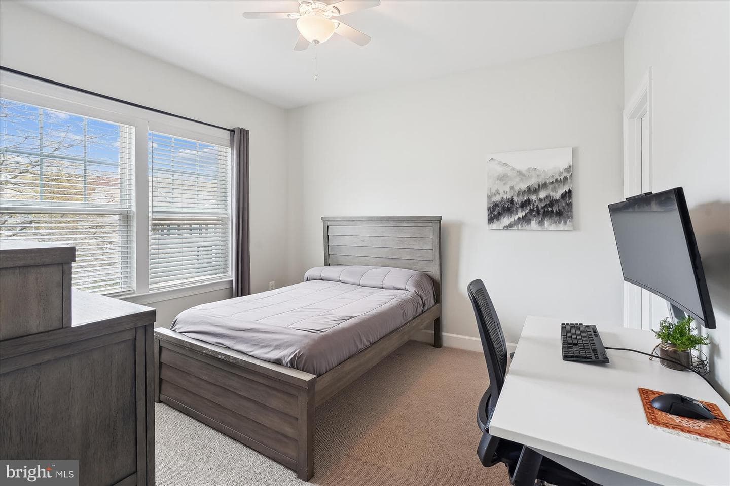 15109 Addison Lane photo 20