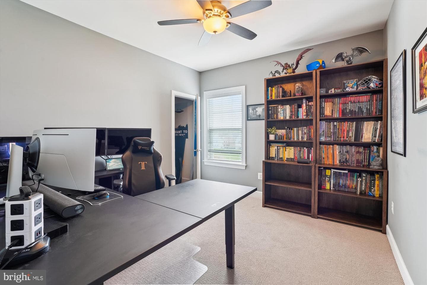 15109 Addison Lane photo 22