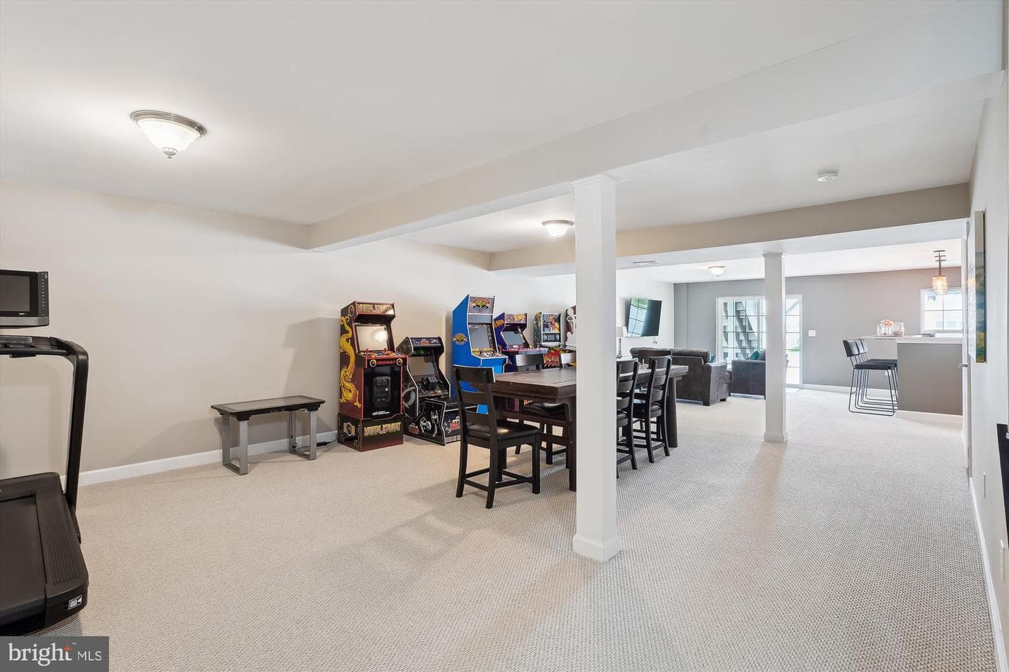 15109 Addison Lane photo 28