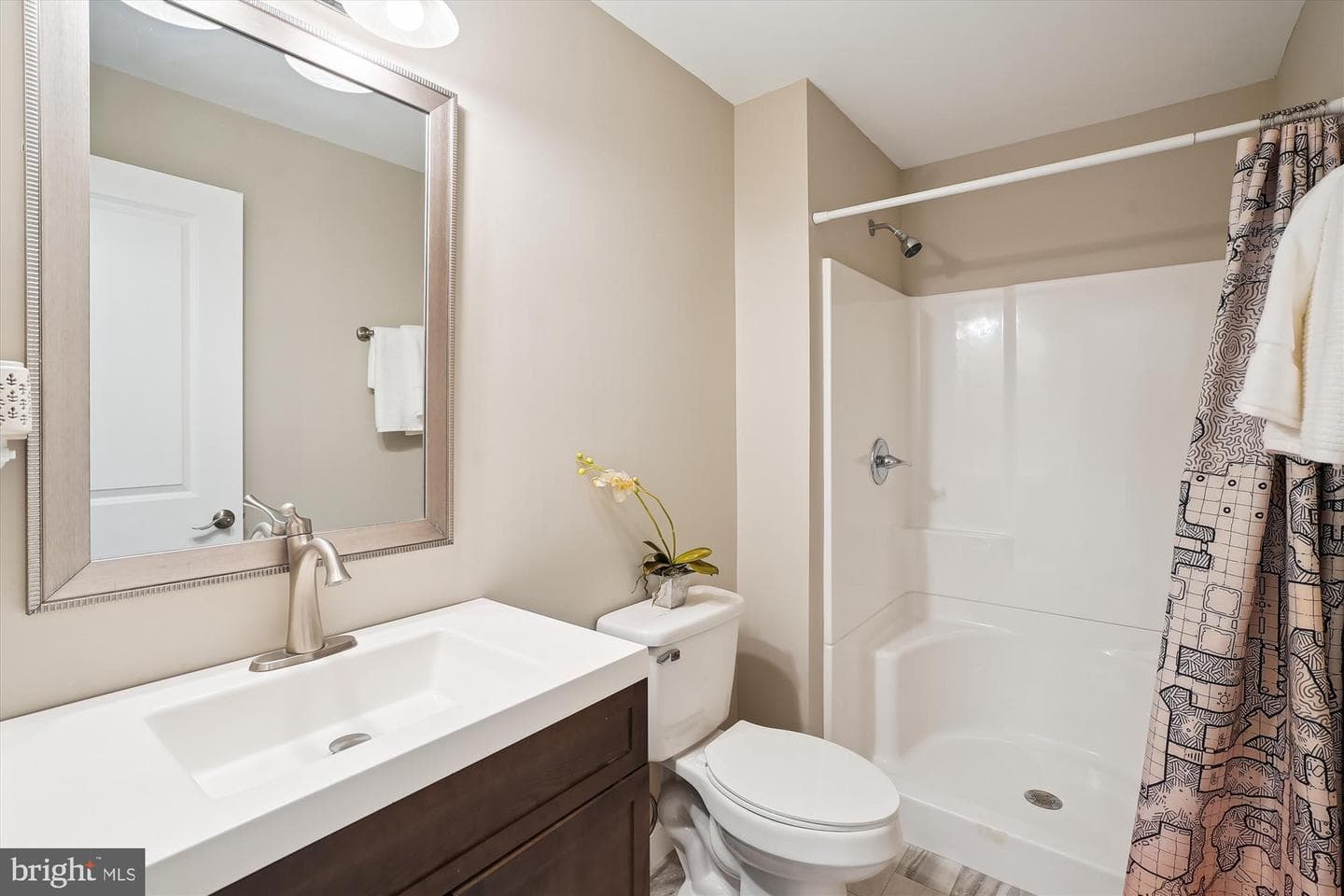 15109 Addison Lane photo 31