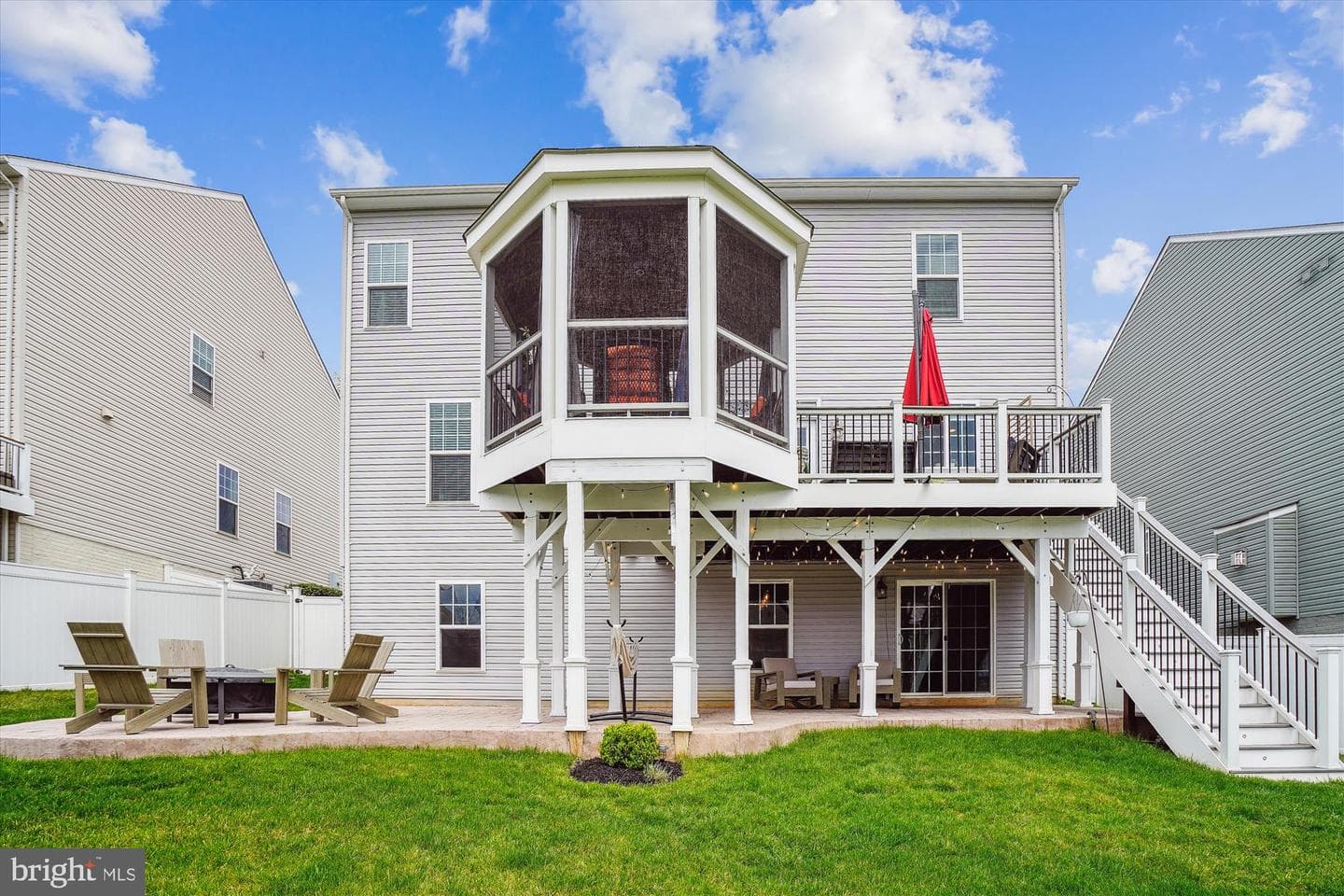 15109 Addison Lane photo 33