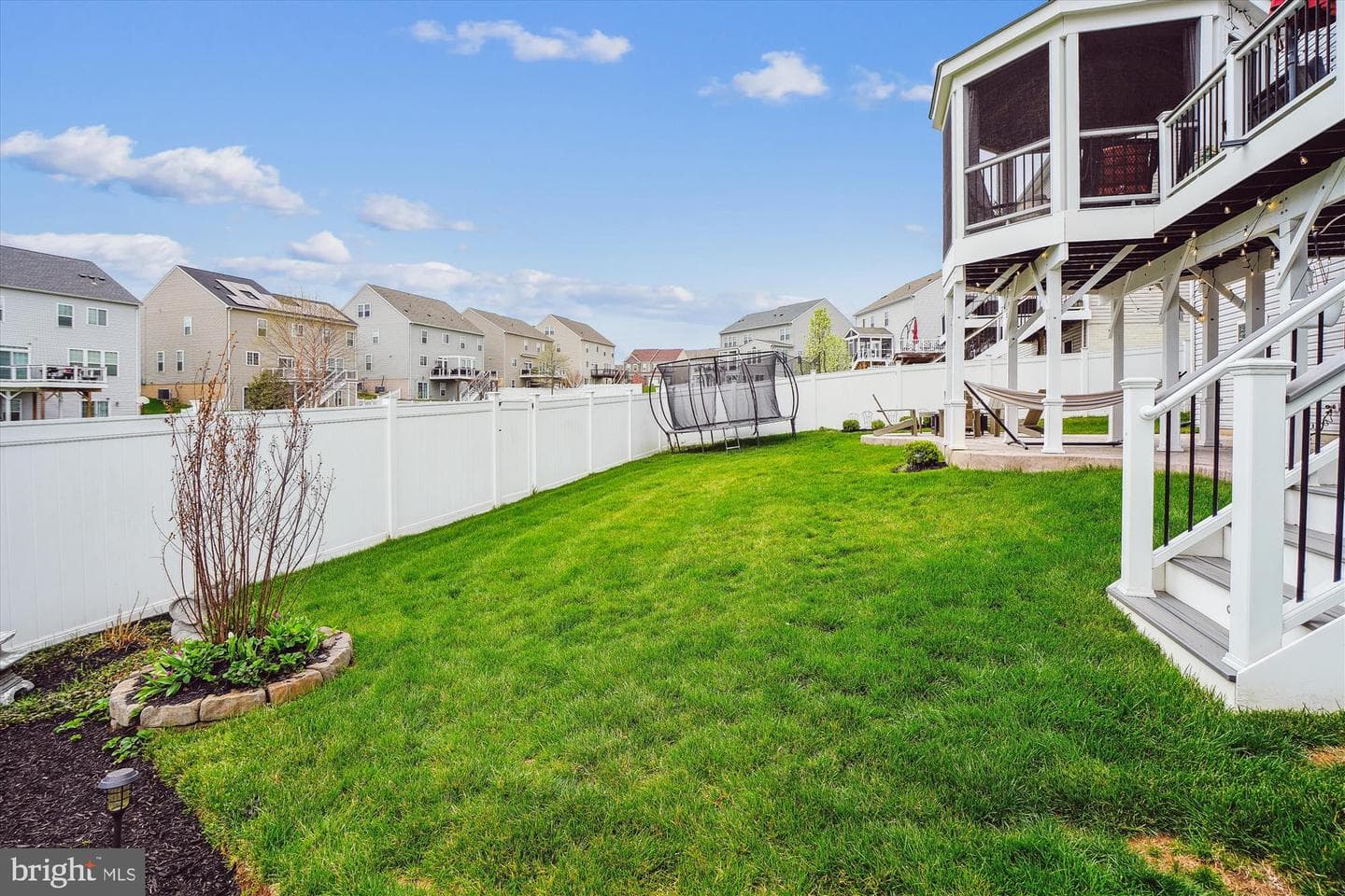 15109 Addison Lane photo 34