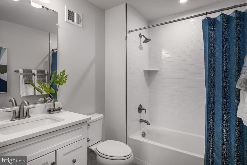 8736 Classic Lakes Way photo 34