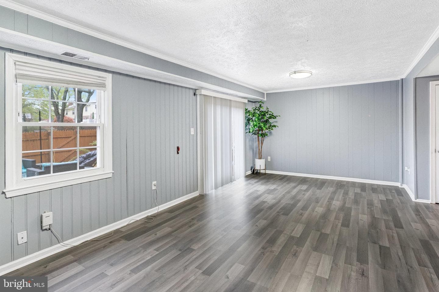 12712 Harborview Court photo 33