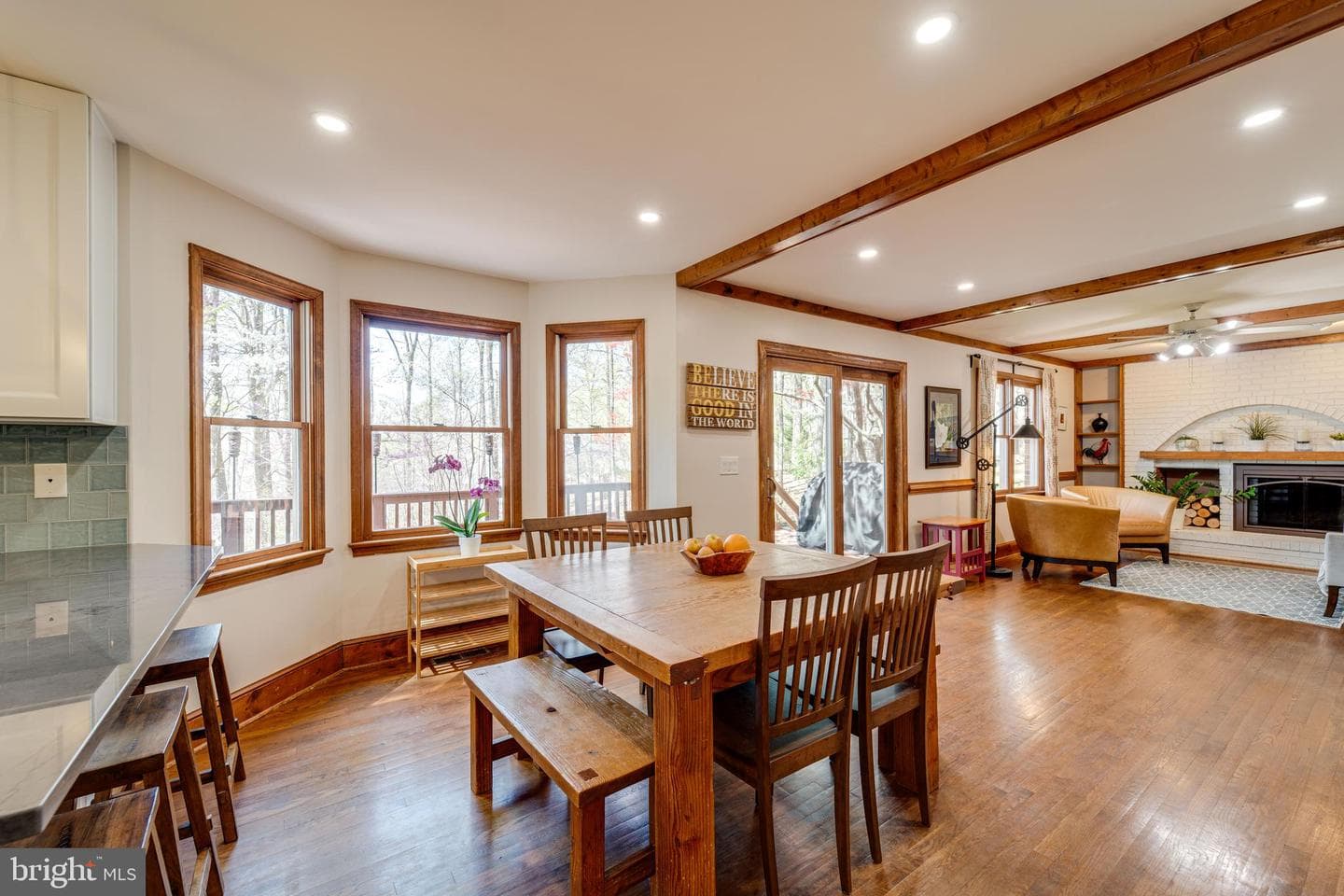 8232 Honeysuckle Road photo 18