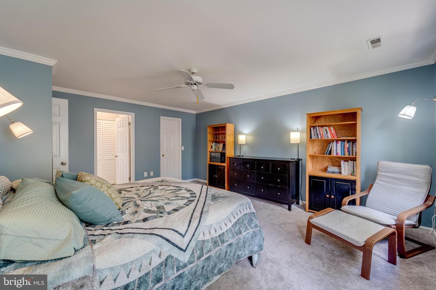 8232 Honeysuckle Road photo 30