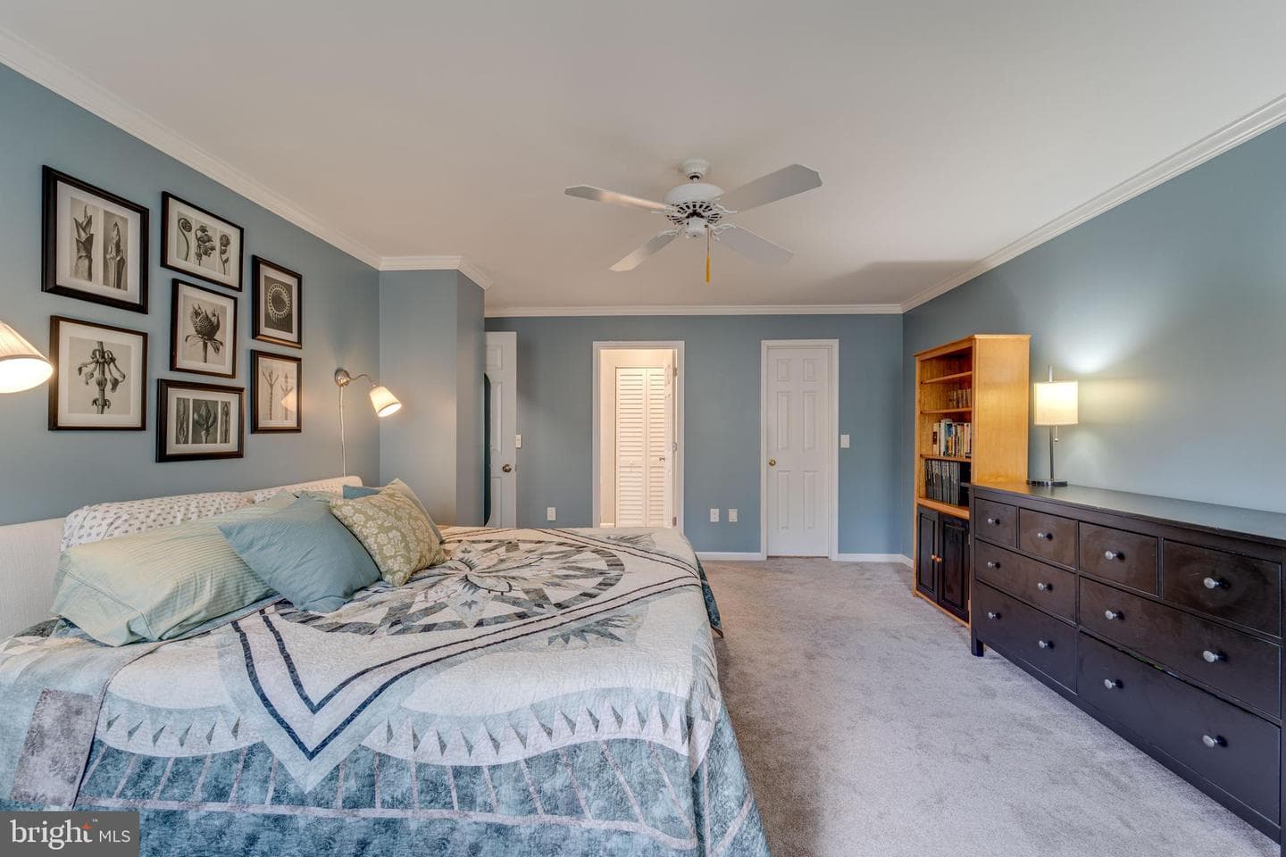 8232 Honeysuckle Road photo 31