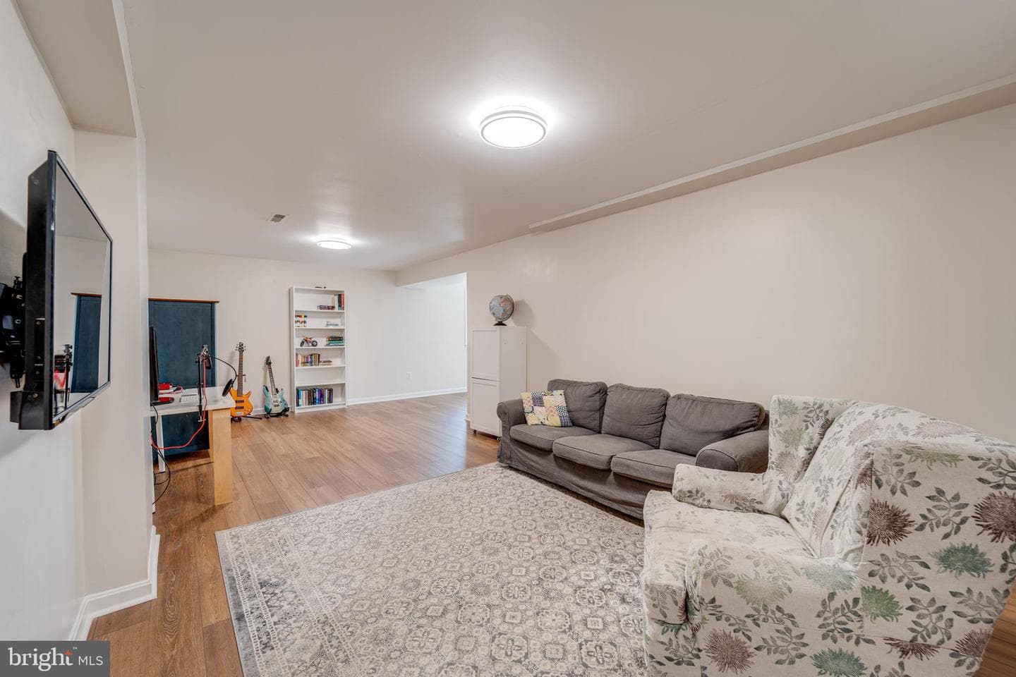 8232 Honeysuckle Road photo 47