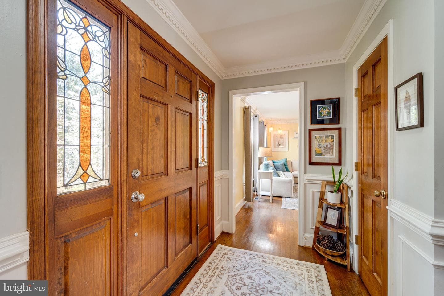 8232 Honeysuckle Road photo 5