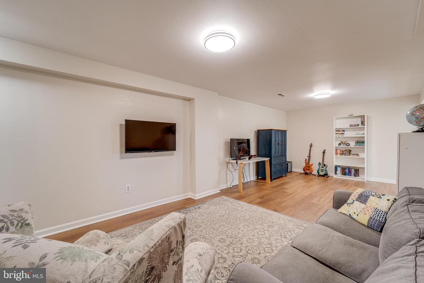 8232 Honeysuckle Road photo 51
