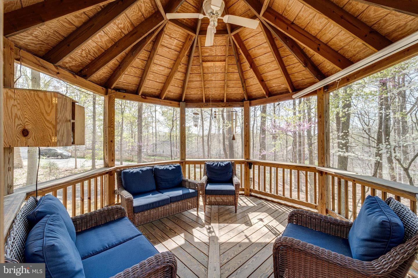 8232 Honeysuckle Road photo 57