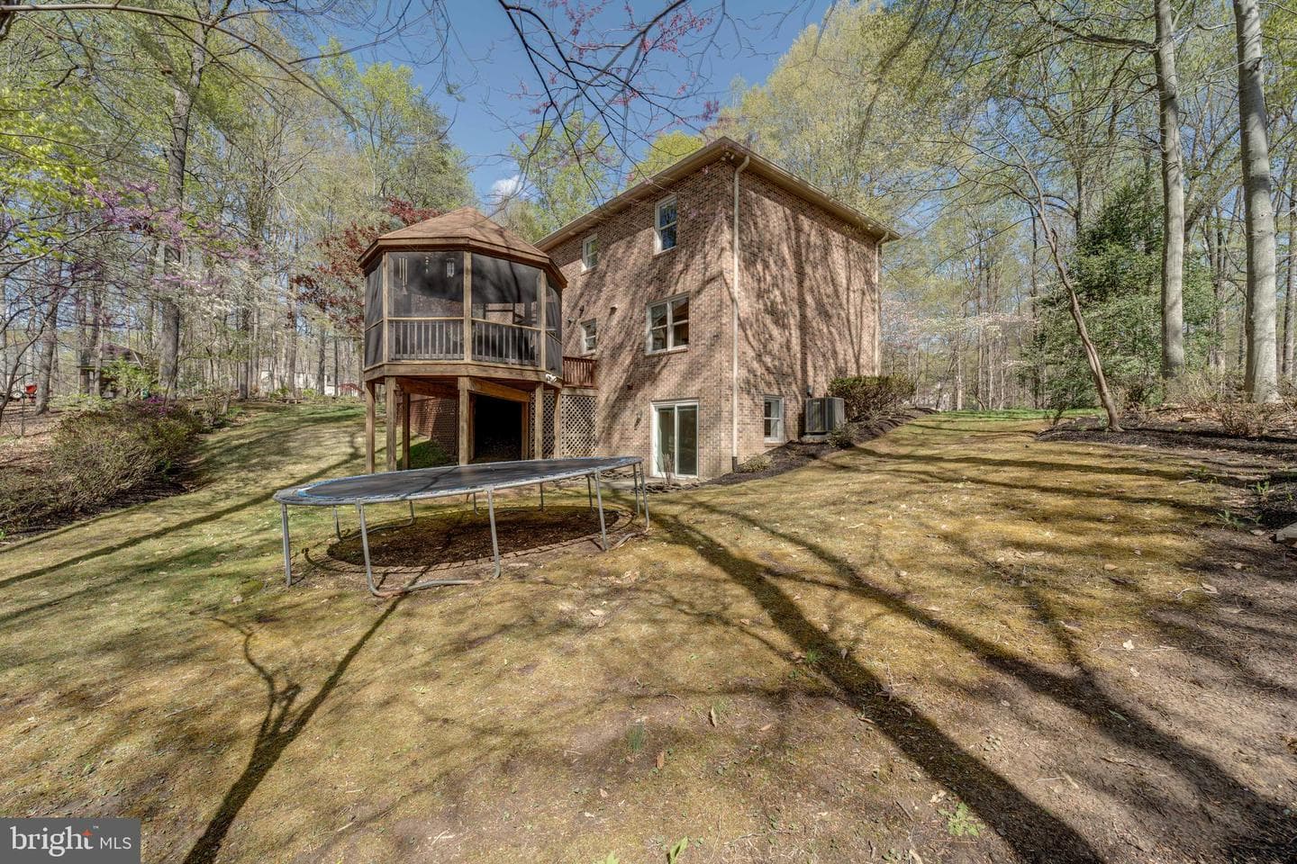 8232 Honeysuckle Road photo 59