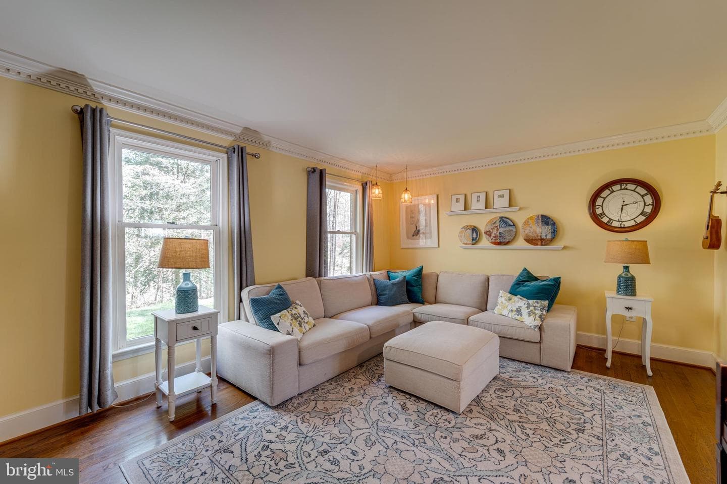 8232 Honeysuckle Road photo 8