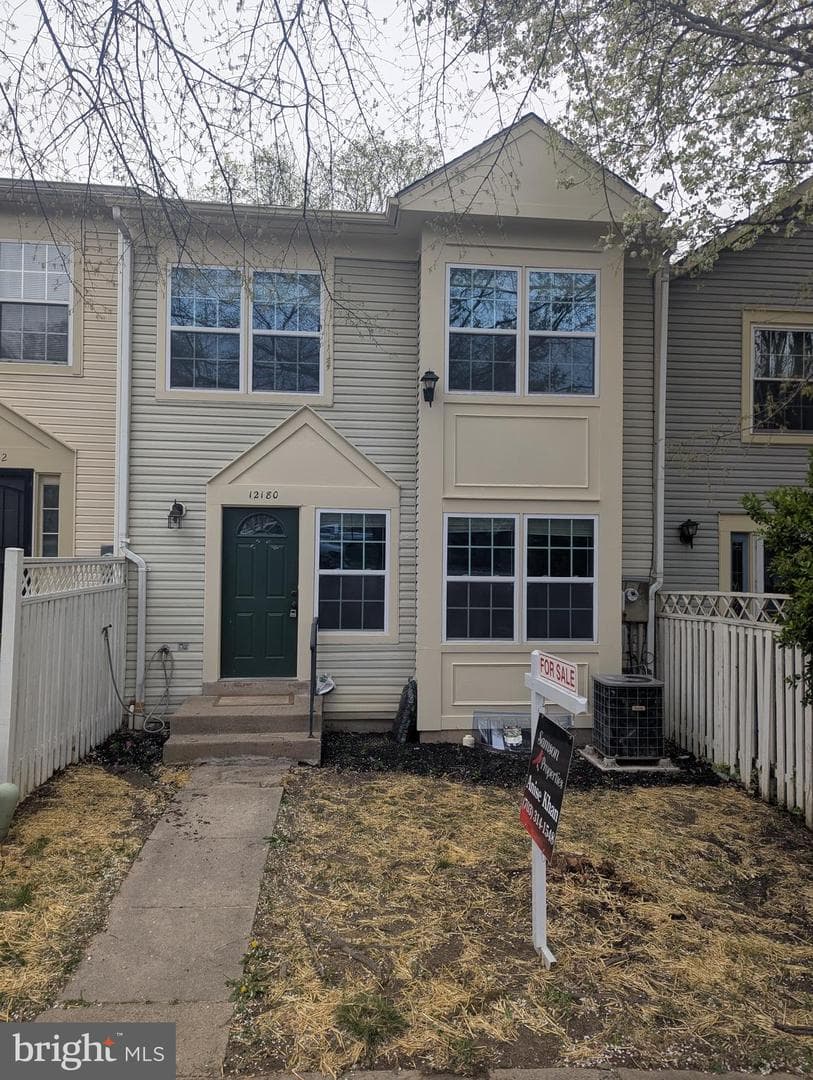 12180 Springwoods Drive photo 2