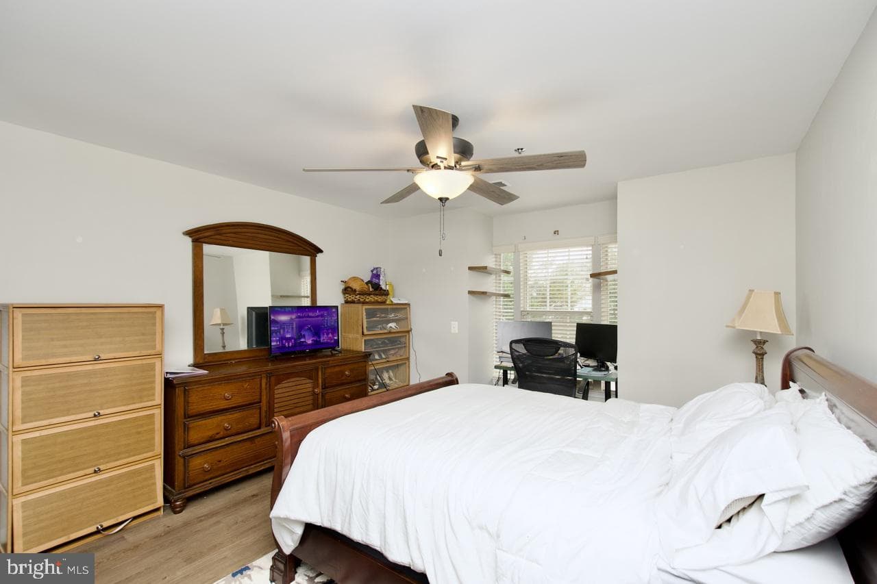 3620 Sherbrooke Circle #303 photo 18