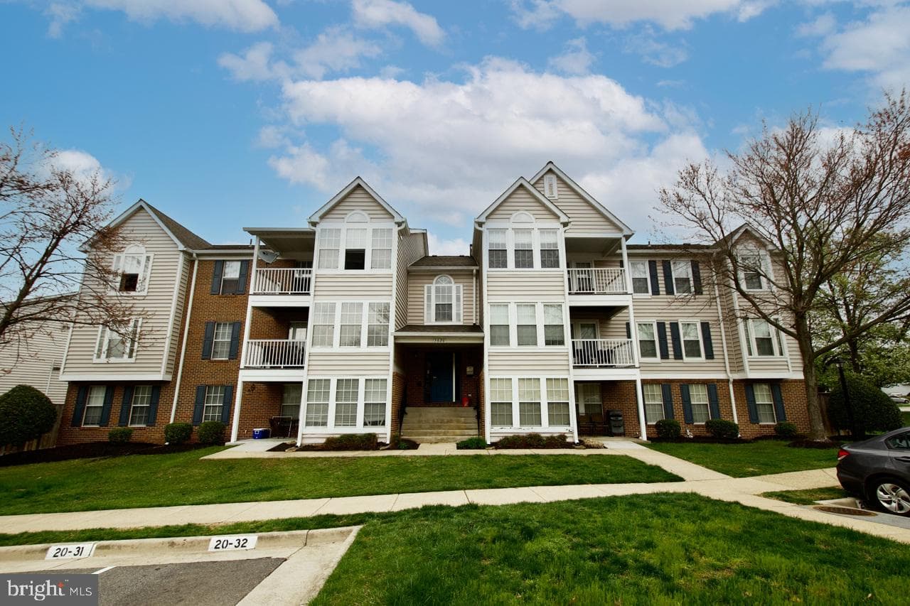 3620 Sherbrooke Circle #303 photo 2