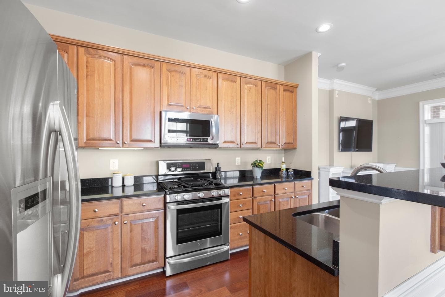 680 Watermans Drive #405 photo 17