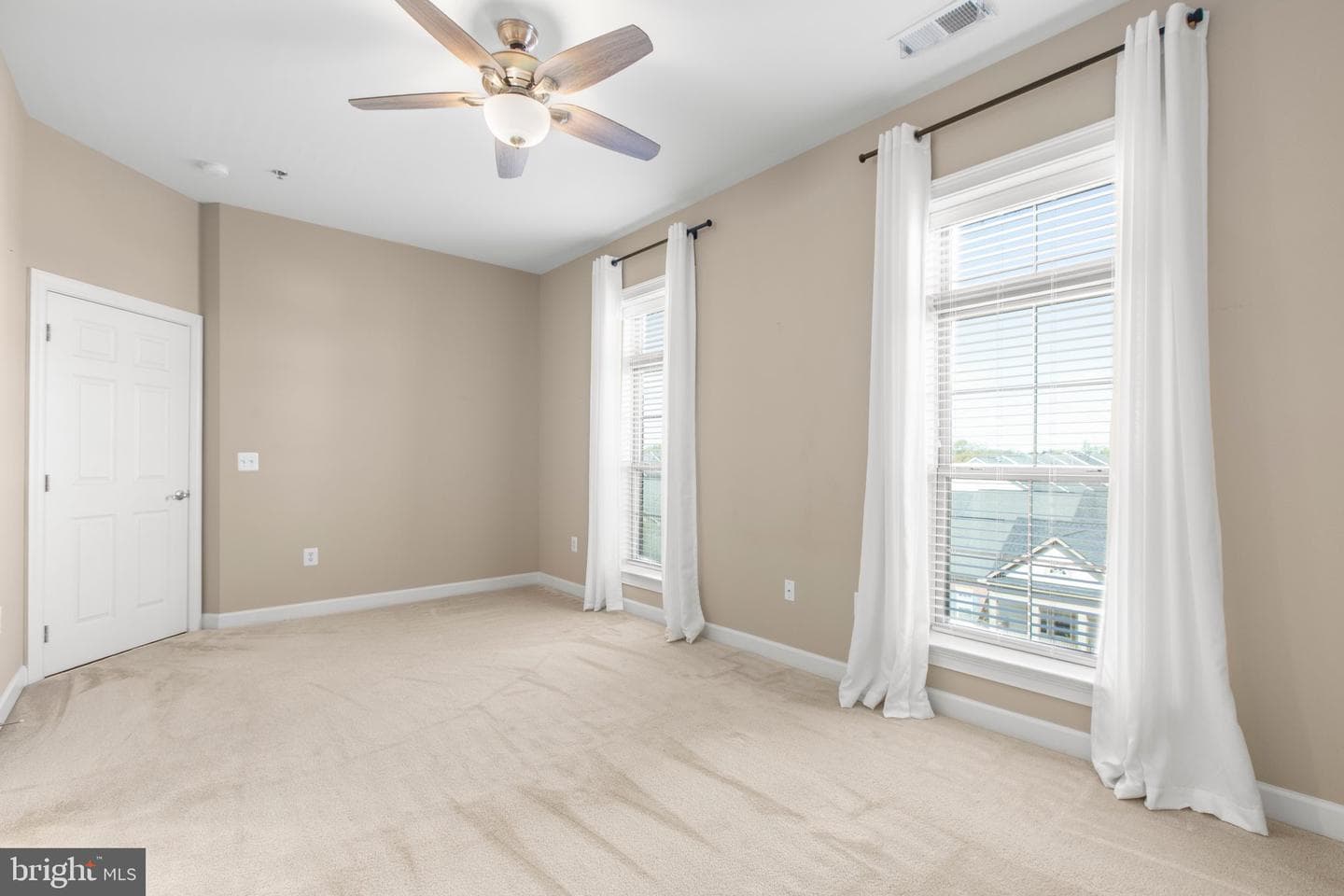 680 Watermans Drive #405 photo 19