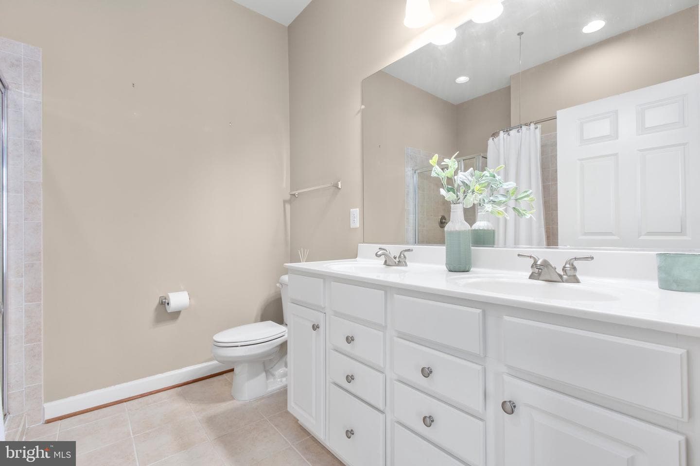680 Watermans Drive #405 photo 21