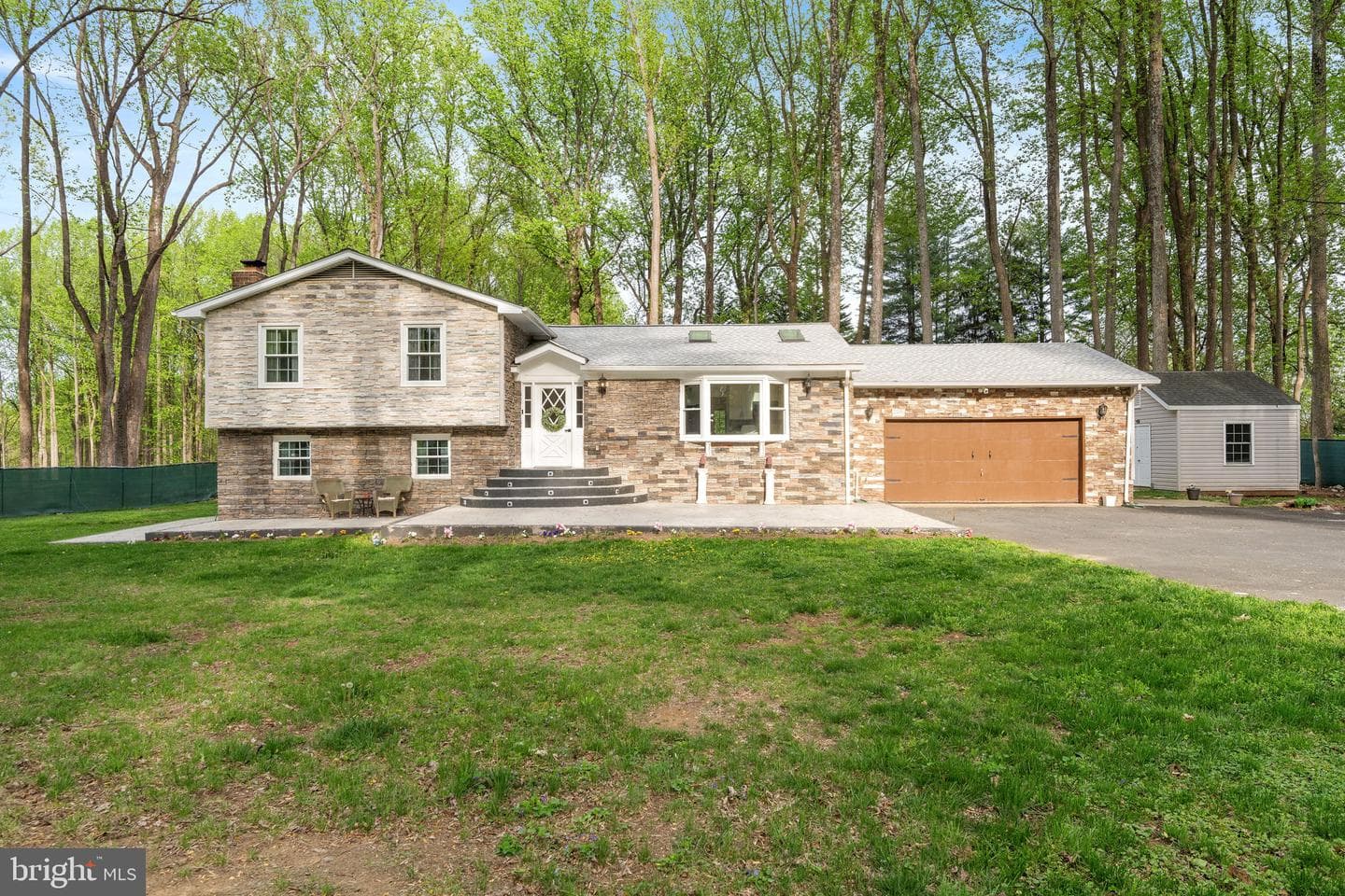 1401 Spring Lake Drive photo 10
