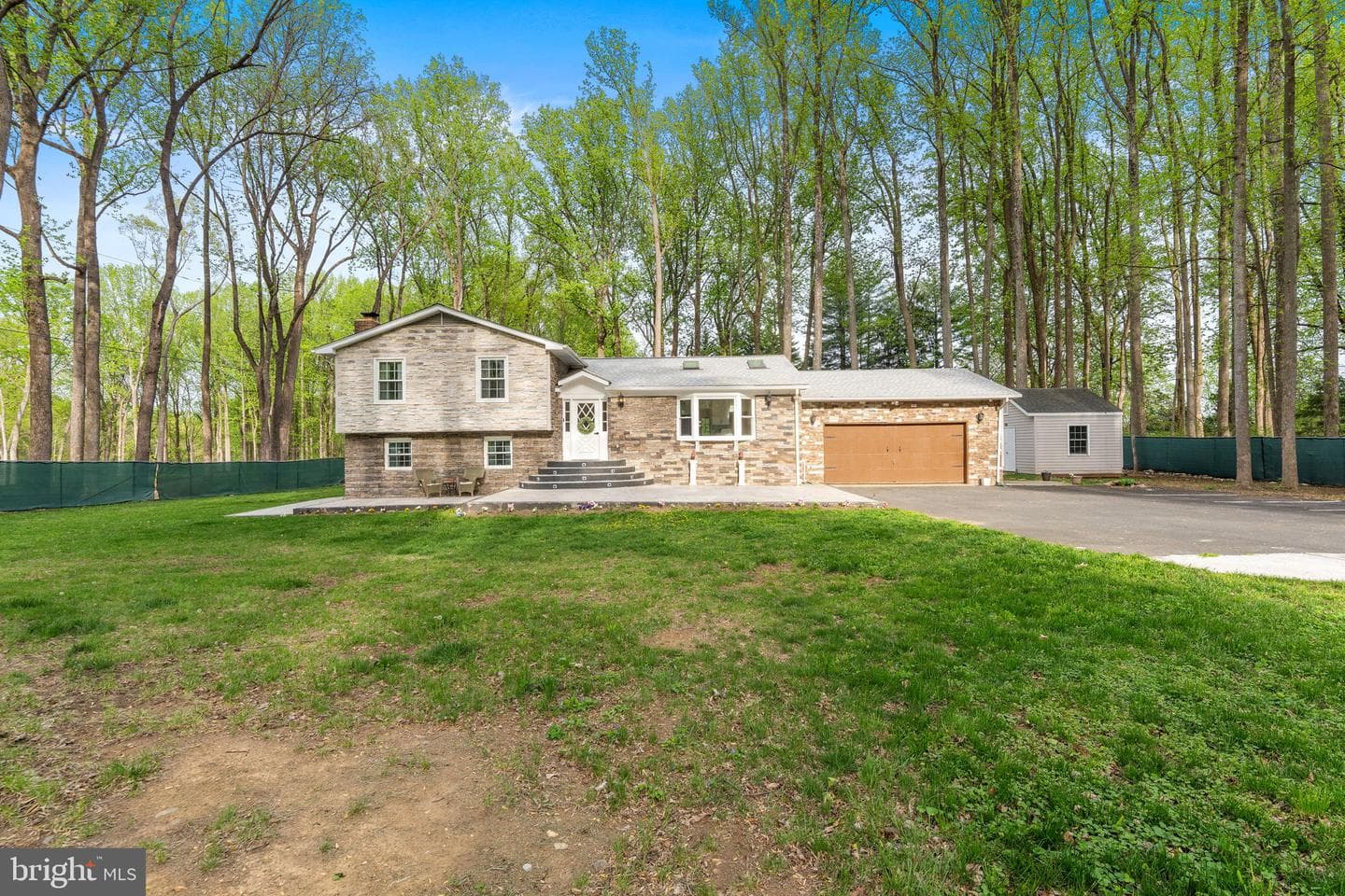 1401 Spring Lake Drive photo 11