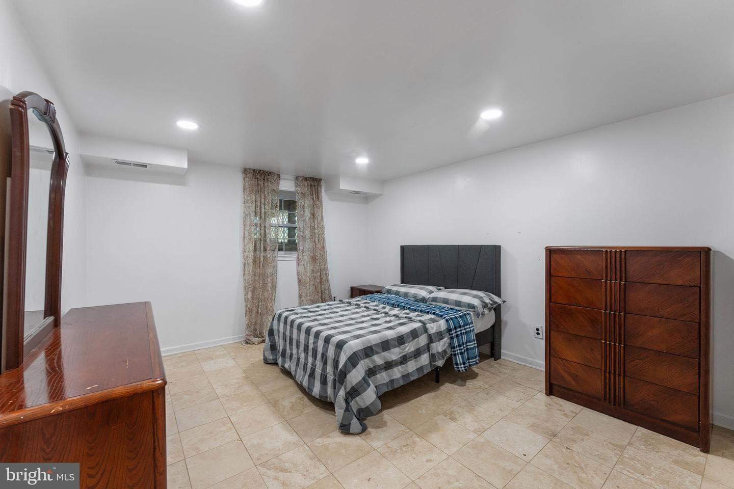1401 Spring Lake Drive photo 53