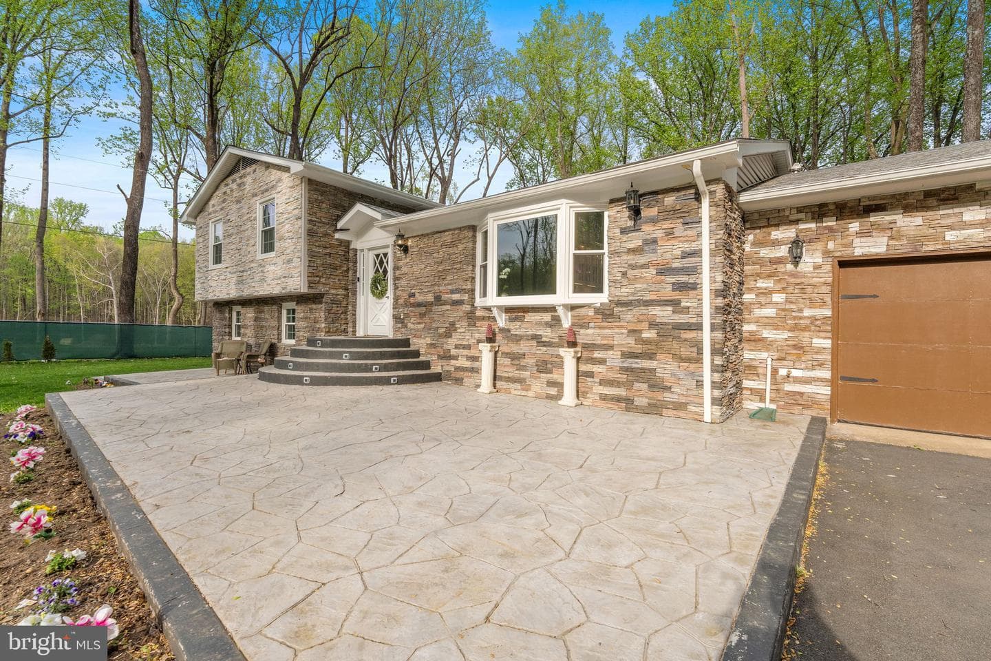 1401 Spring Lake Drive photo 8