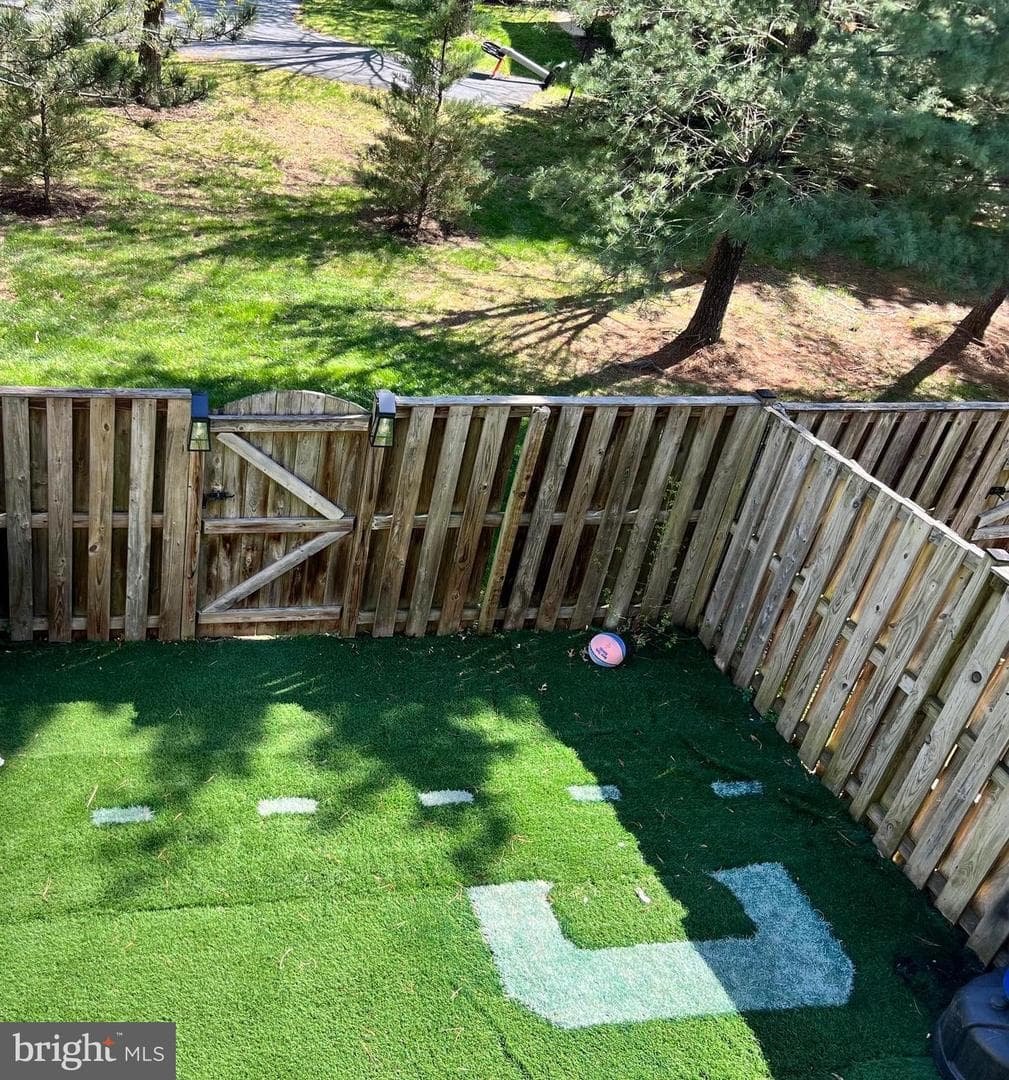 12039 Elliots Oak Place photo 16
